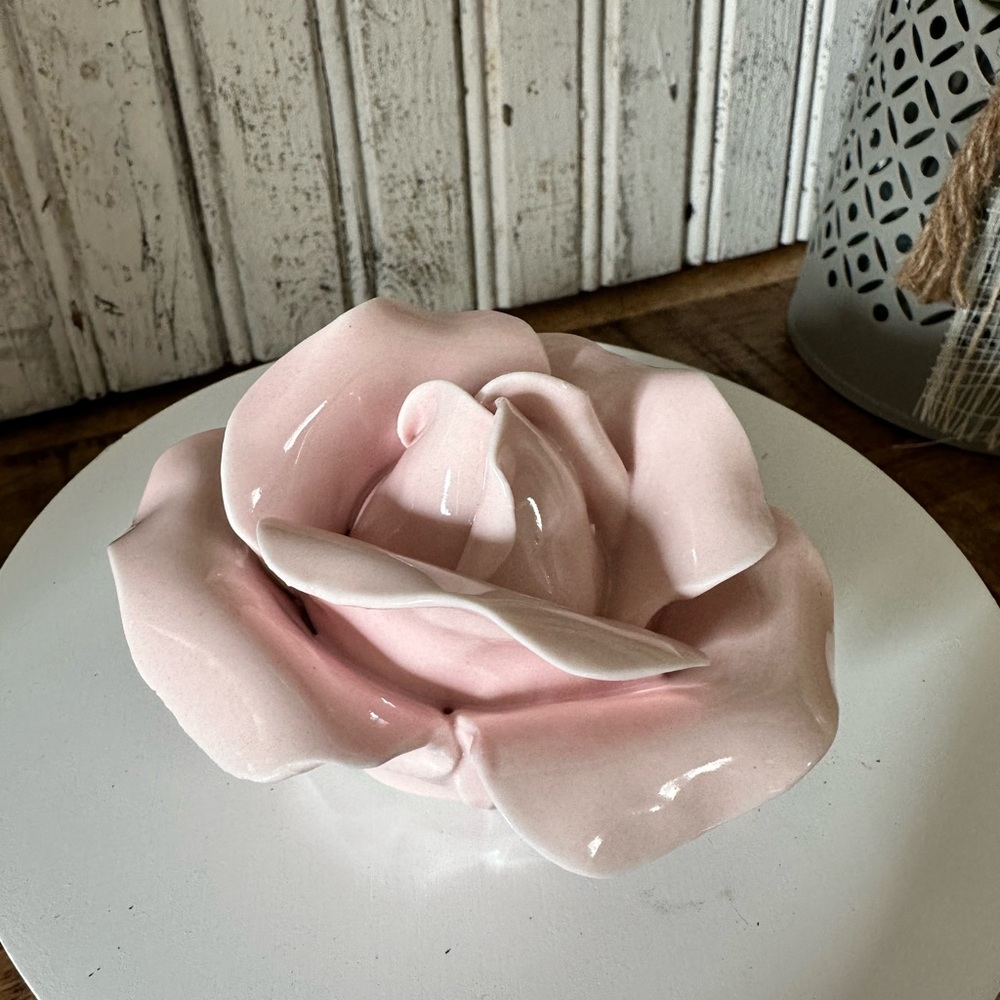 Porcelain Pink Flower - Picture 3 of 5